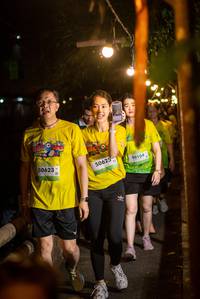 BIB: 130, 50623, 50625, 90104
                            <button type="button" onclick="openModal(21807618)" class="btn btn-primary btn-sm float-right btn-popup" data-toggle="modal" data-target=".modal-high-quality">
                        <i class="fas fa-shopping-cart"></i> Add to Cart
                    </button>
                                            <button type="button" onclick="isThisMe(21807618, true)" class="btn btn-success btn-sm float-right btn-popup btn-isme hidden" data-toggle="tooltip" data-placement="bottom" title="นี่คือรูปของคุณใช่ไหม คลิกที่นี่เพื่อเอาเข้าอัลบั้ม">
                        <i class="fas fa-plus"></i> Add to album
                    </button>
                    <button type="button" onclick="isThisMe(21807618, false)" class="btn btn-warning btn-sm float-right btn-popup btn-isnotme hidden">
                        <i class="fas fa-ban"></i> Remove from album
                    </button>